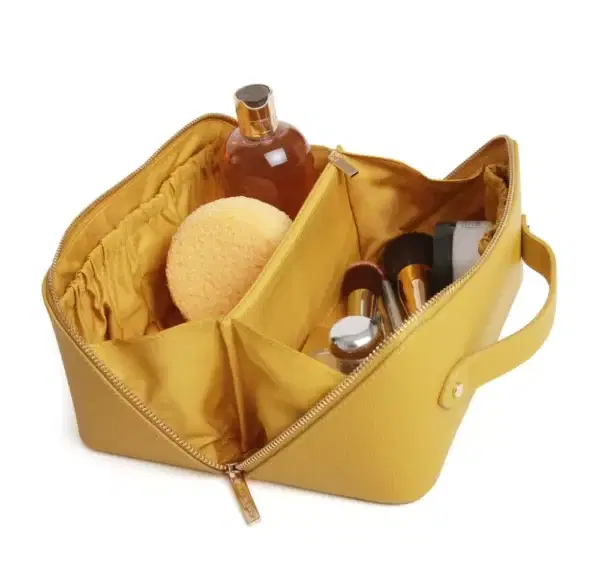 Alice Wheeler Beauty Train Case - Image 22