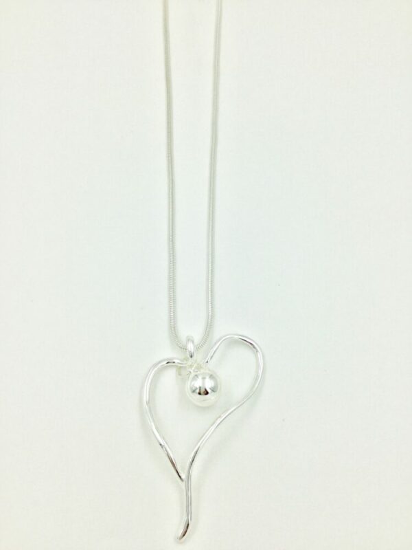 284 Silver Long Heart Necklace