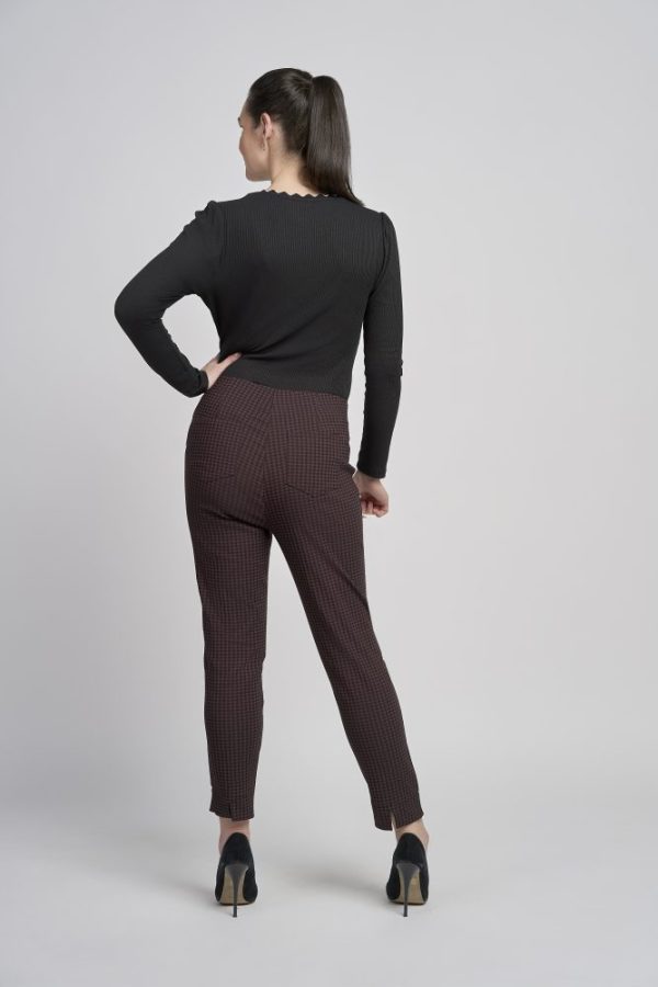 Pinns 302CT Brown Dogtooth Print Ankle Grazer Trousers - Image 7