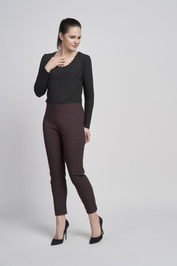 Pinns 302CT Brown Dogtooth Print Ankle Grazer Trousers - Image 6