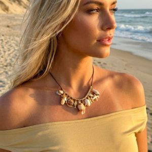 Envy 4815 Short Gold Seashell Necklace