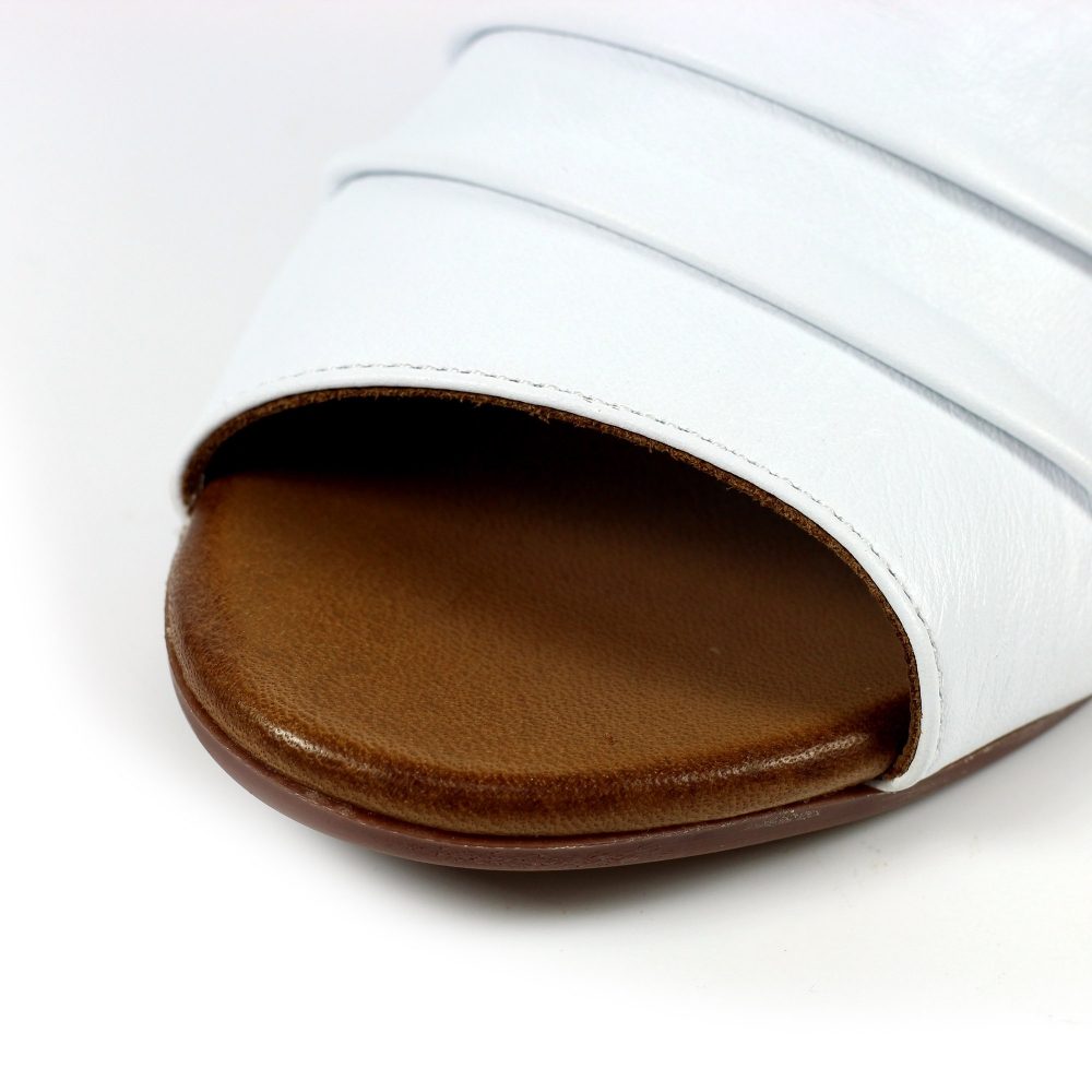 Lunar Jaden White Leather Sandal - Image 9
