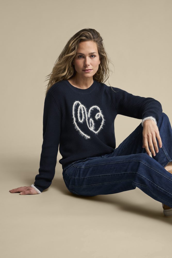 Red Button Caitlina Side Patch 29" Jeans - Image 2